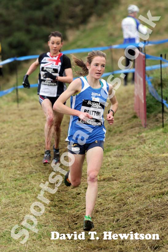 Fionnuala Britton leads the senior womens BUPA Great Edinburgh Cross country.